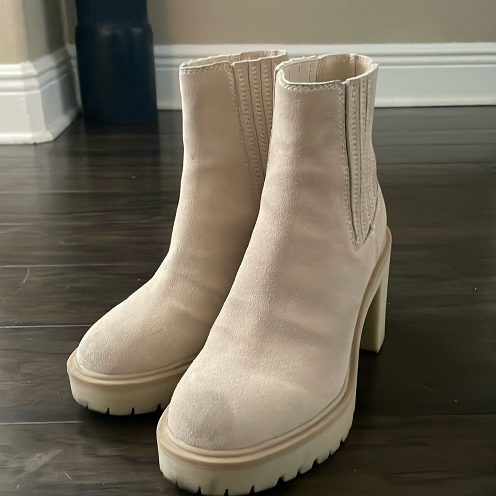 Ankle suede boots by Dolce Vita